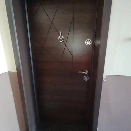 за гости меркурий Appartement Veliko Tarnovo
