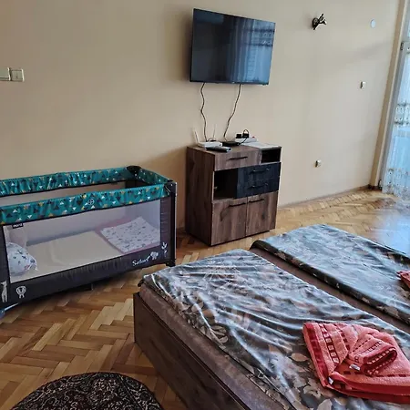 за гости меркурий * Veliko Tárnovo