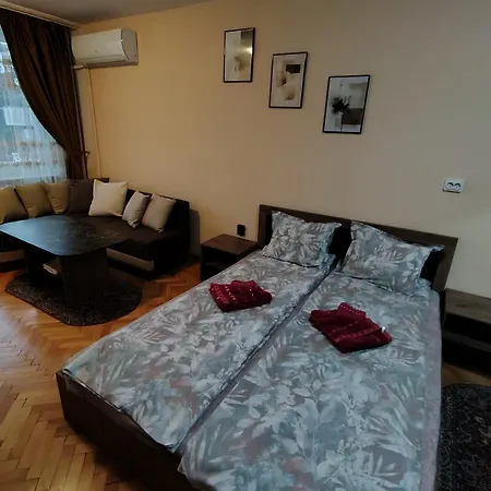 за гости меркурий Appartement Veliko Tarnovo