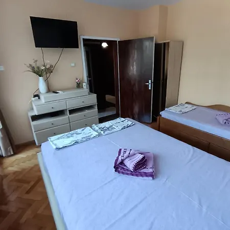 Apartament за гости меркурий *