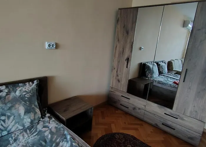 за гости меркурий * Veliko Tárnovo